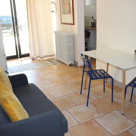 Agreable Appartement P2 Centre Ville Au Calme. Nîmes Exteriér fotografie